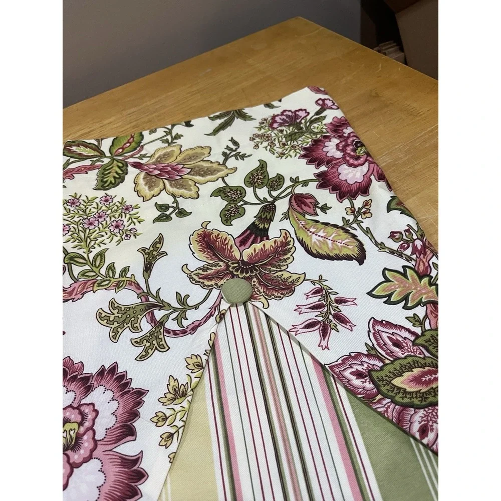Waverly‎ Valance Peek-A-Boo Navarra Raspberry Floral Striped 3